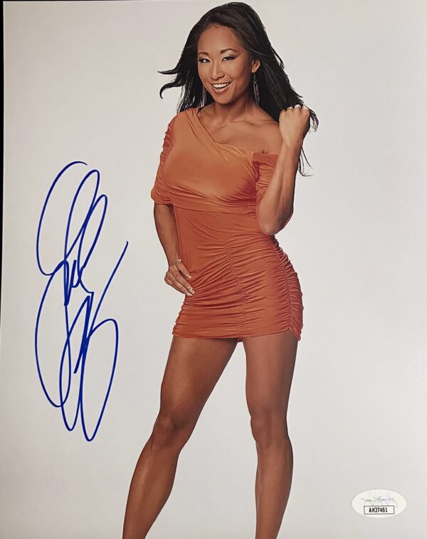 Gail Kim Autographed 8x10 Photo