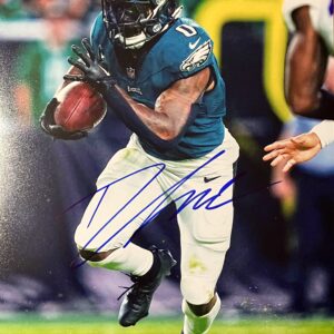 D'Andre Swift Autographed 8x10 Philadelphia Eagles Photo