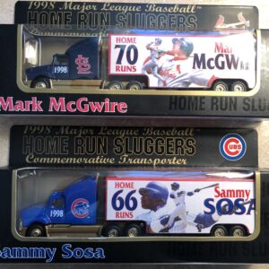 Mark McGwire (70 HR) Sammy Sosa (66HR) 1998 Collectible Haulers (set of 2)