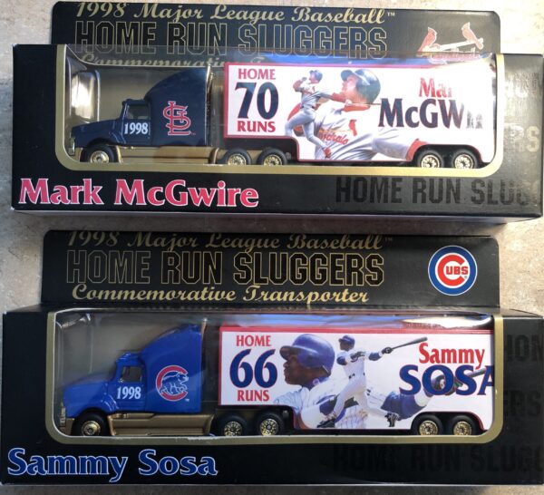Mark McGwire (70 HR) Sammy Sosa (66HR) 1998 Collectible Haulers (set of 2)