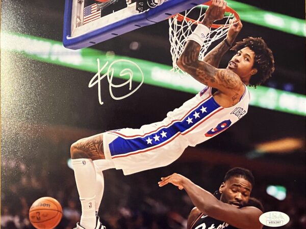 Kelly Oubre Autographed 8x10 Photo