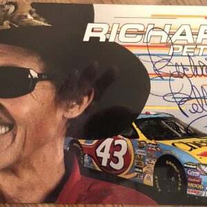 Richard Petty Autographed 5x8 Racing Photo