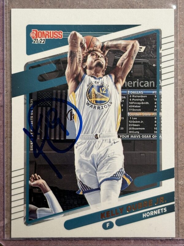 Kelly Oubre Autographed 2021/22 Donruss Basketball Card
